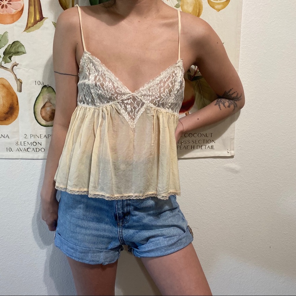 Lace cami - Picture 2 of 4